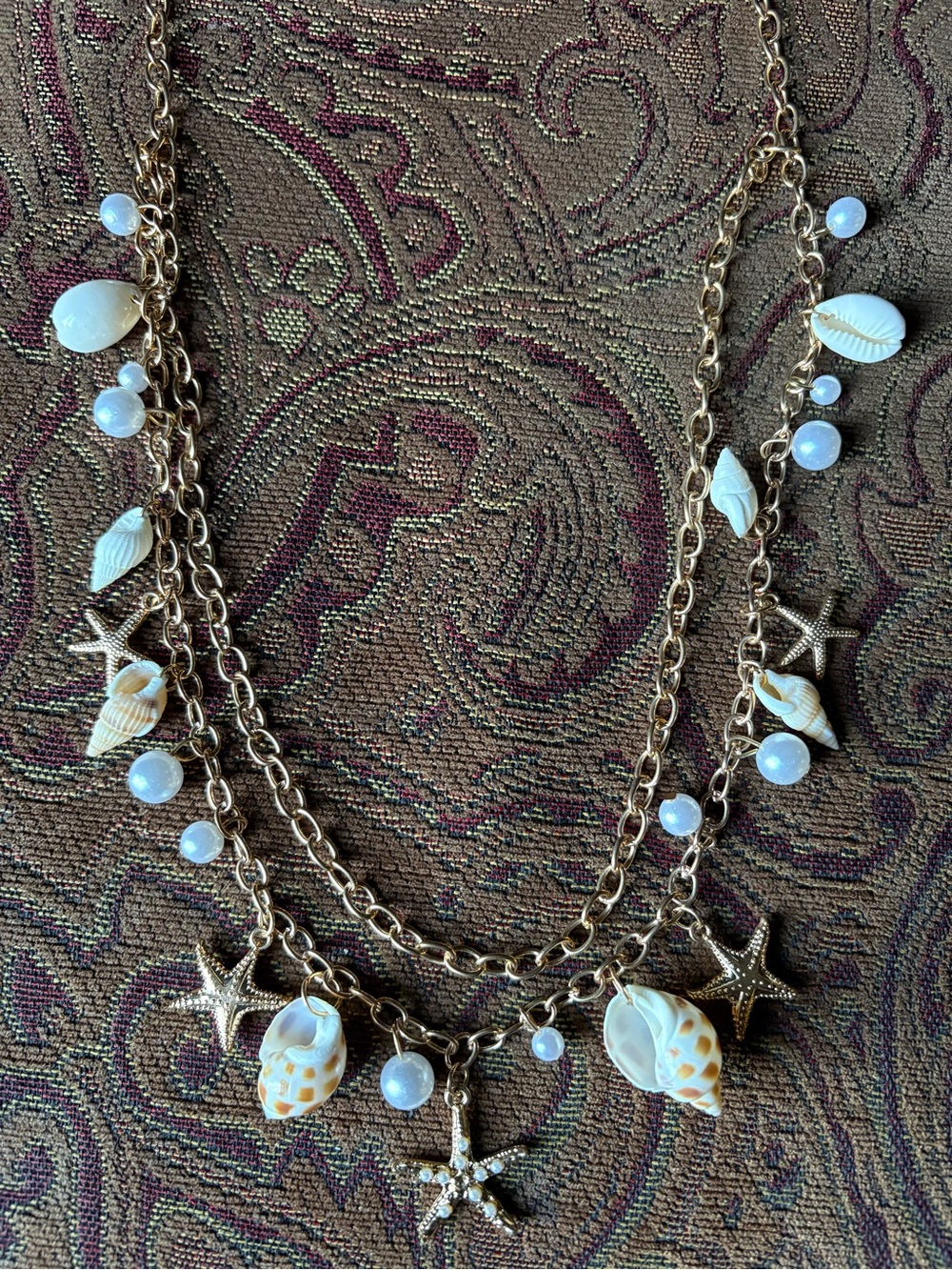 Mixed Seashell Sea star faux pearl gold tone layered chain necklace vintage